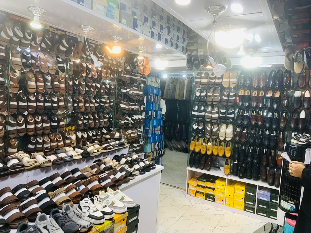 Ahmad Mangal shoes