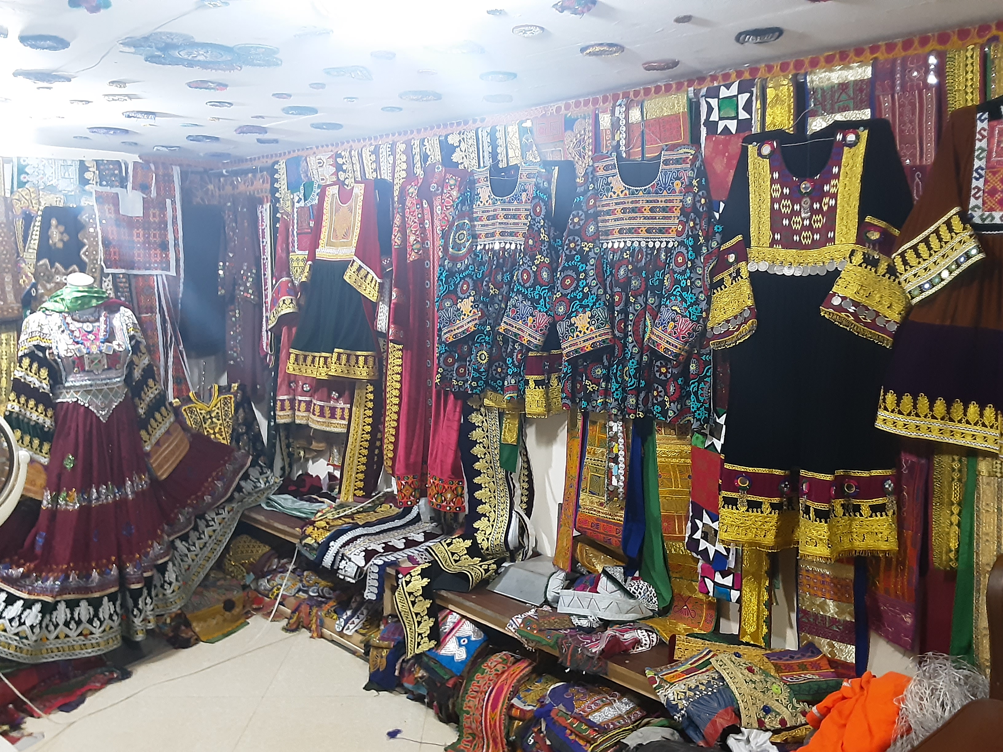 Lal Agha Handcrafts