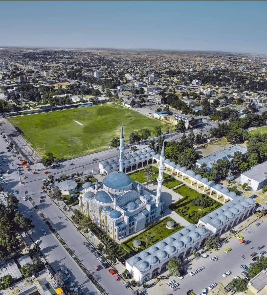 نمای بیرون مسجد