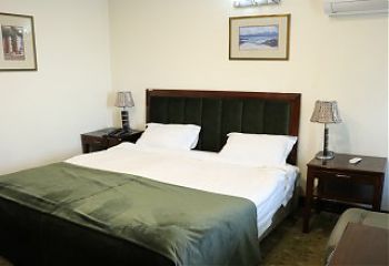 Single Deluxe Room